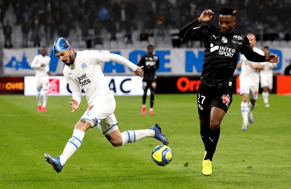 摩纳哥：欧冠赛场的“逆袭者”与“搅局者”